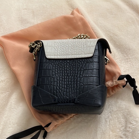 Manu Atelier bag from 2017 - Picture 2 of 4